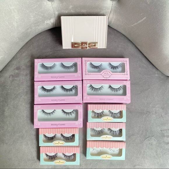 Sold π Beauty Lashes Set of 10 Plus Free Case - Picture 1 of 10